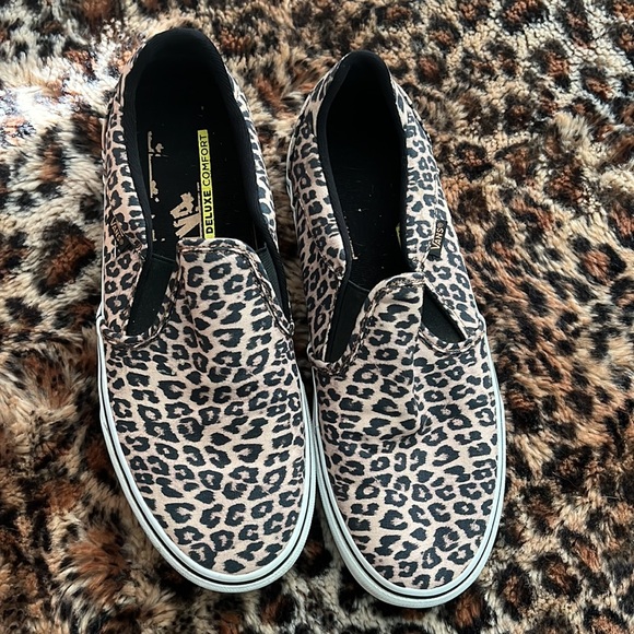 Vans Animal print slip ons - Picture 2 of 5
